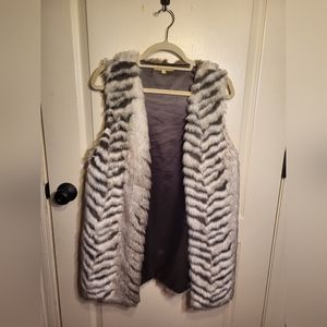 Gianni Bini Faux Fur Vest